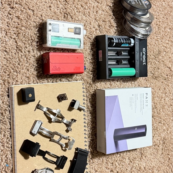 Electronics and jewelry bundle. - Picture 2 of 10